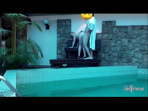 ❤️ Boss invitéiert Déngschtmeedchen an de Pool, mee konnt net engem waarm widderstoen ❤️❌ Sexvideo bei eis lb.liporno.ru ❌❤