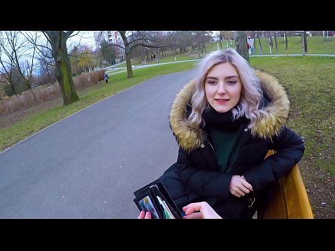 ❤️ Drénkt e Frieme säi waarme Spuer fir Suen - Blowjob am Park vum Eva Elfie ❤️❌ Sexvideo bei eis lb.liporno.ru ❌❤